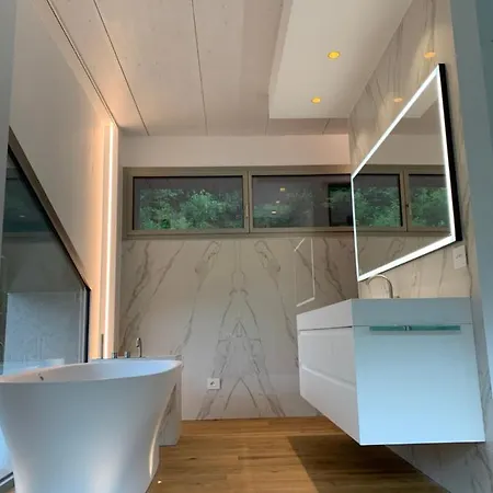 Bed & Breakfast La Forestale Luxury - La Royale 4*