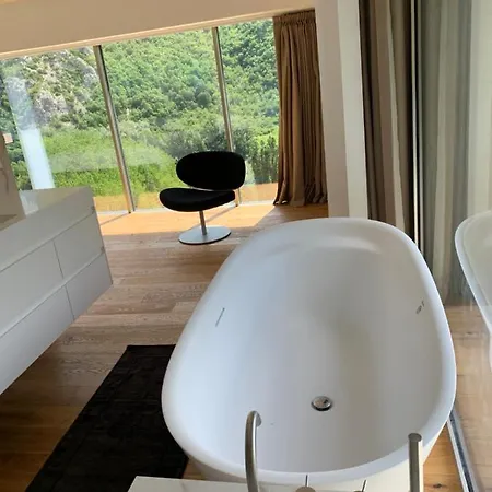 Bed and breakfast La Forestale Luxury - La Royale 4*