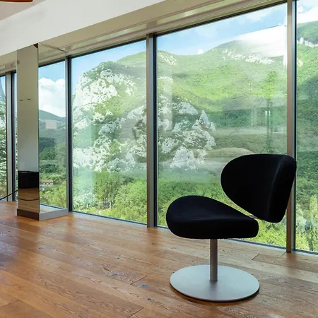 La Forestale Luxury - La Royale