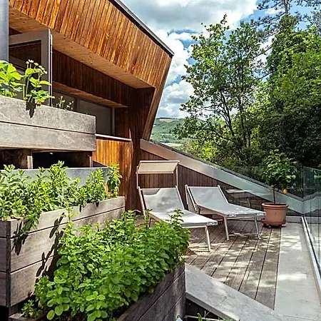 La Forestale Luxury - La Royale Bed & Breakfast Acqualagna