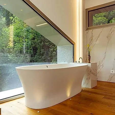 La Forestale Luxury - La Royale