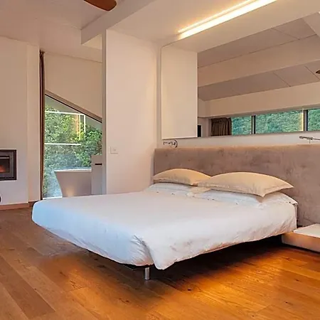 Bed & Breakfast La Forestale Luxury - La Royale 3*