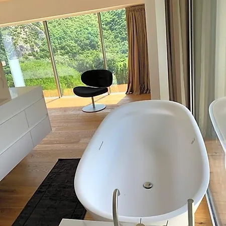 Bed & Breakfast La Forestale Luxury - La Royale 3*